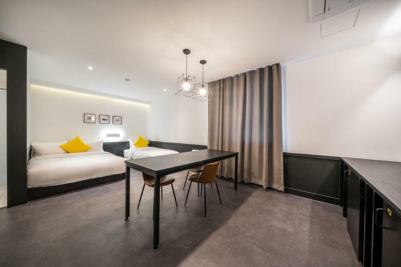 Chuncheon Bom Stay Екстер'єр фото