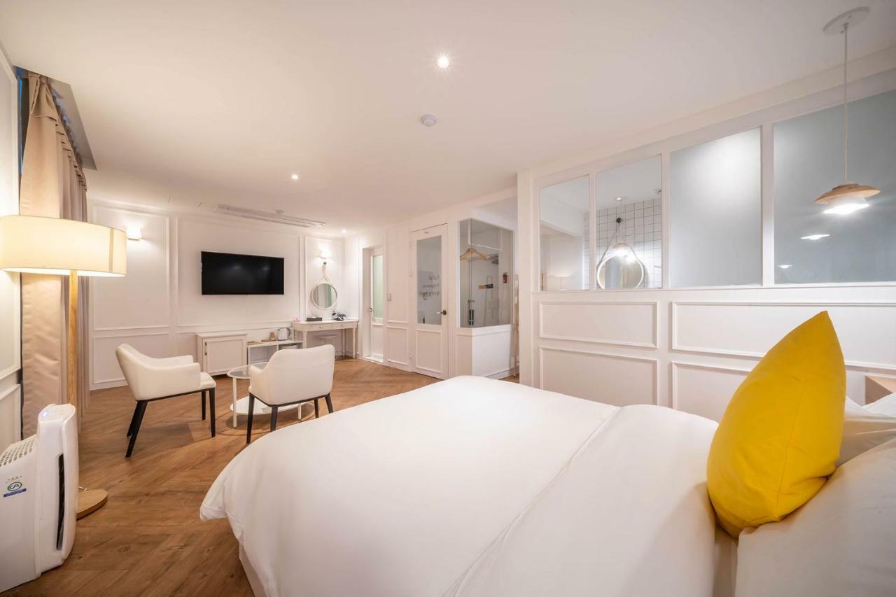 Chuncheon Bom Stay Екстер'єр фото