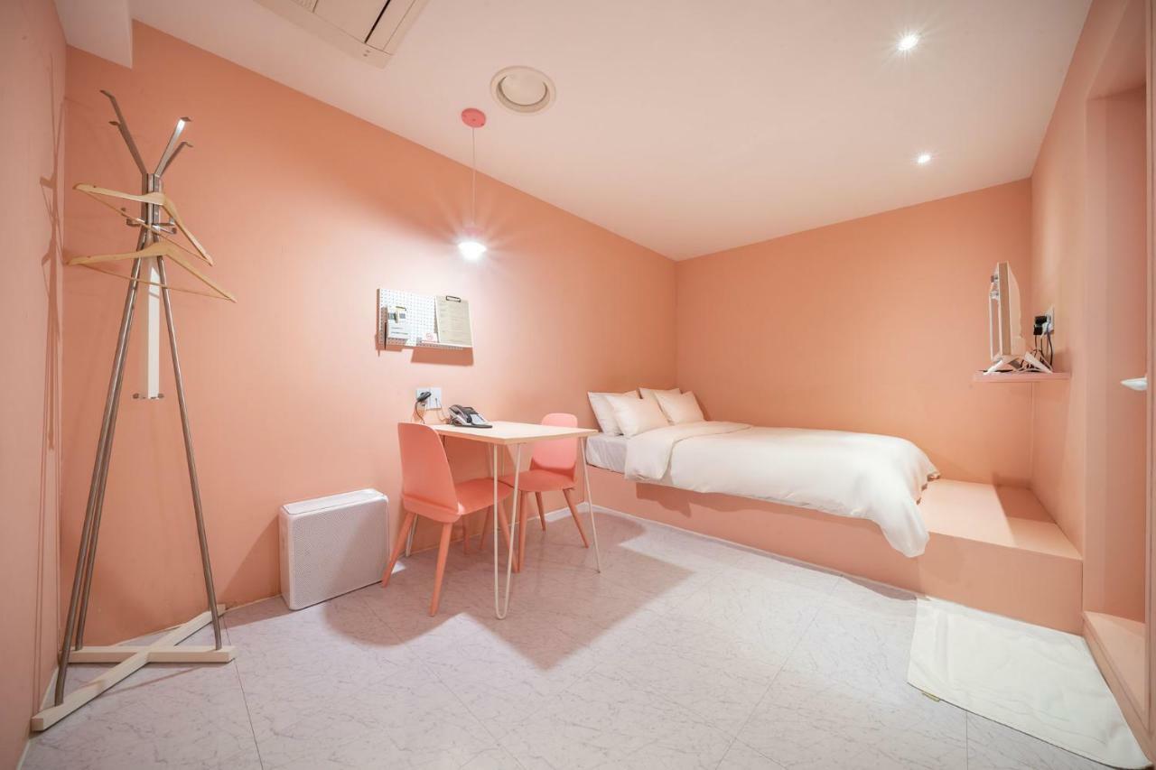 Chuncheon Bom Stay Екстер'єр фото